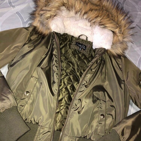 Jacket - Picture 1 of 2